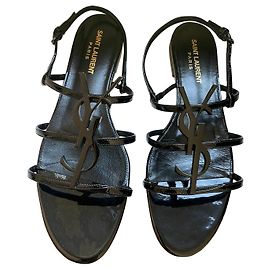 Sandalias Cassandra Yves Saint Laurent negras de charol Negro