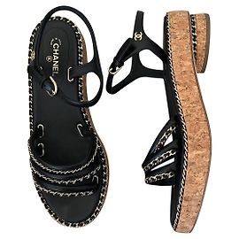 Sandali Chanel in pelle neri Nero