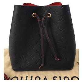 Louis Vuitton néo non mm Bleu