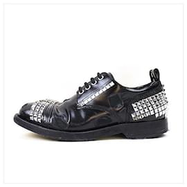Loewe-Loewe 16AW Pyramid Studs Leather Derby Shoes-Black