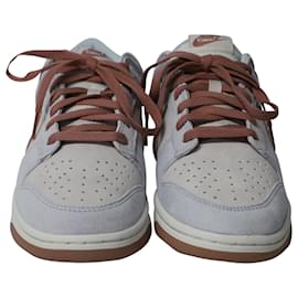Nike-Nike Dunk Low Retro Premium 'Fossil Rose' Sneakers in Multicolor Suede -Multiple colors