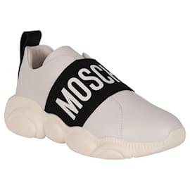 Moschino-Sneakers Slip On in pelle con logo-Bianco