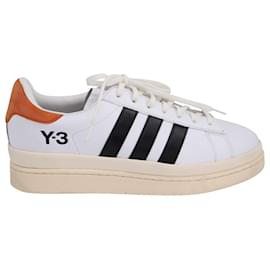 Y3-Y-3 Hicho Low Top Sneakers in Black, White, red leather-White