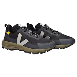 second hand veja trainers