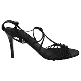 Burberry-Burberry Knot Strappy Open Toe saltos em couro preto-Preto