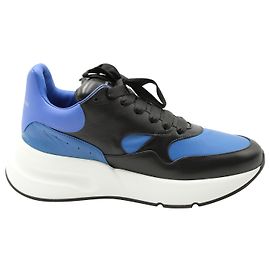 Alexander McQueen Baskets Runner Oversize en Cuir de Veau Bleu et Noir Cuir Bleu