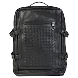 Bottega Veneta-Intrecciato Leather Backpack-Black