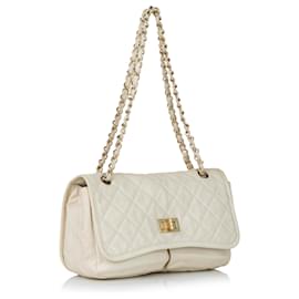 Chanel-Chanel White Natural Beauty Split Pocket-White