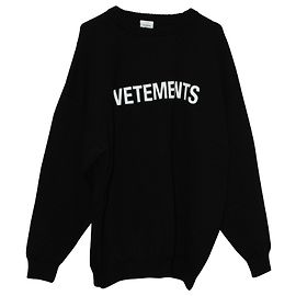 Vêtements Vetements Logo Sweater in Black Merino Wool  Black