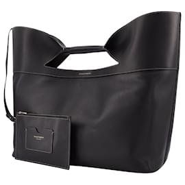 Alexander Mcqueen-The Bow Large Bag in Black Leather-Black