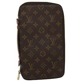 Louis Vuitton-LOUIS VUITTON Monogram Poche Escapade Travel Case M60113 Auth LV 29611-Autre