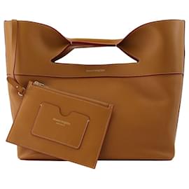 Alexander Mcqueen-The Bow Small Bag in Brown Leather-Brown