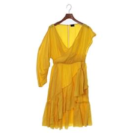 Fendi-Robes-Jaune
