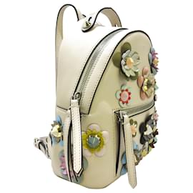 Fendi-Fendi White Mini By The Way Backpack-White,Multiple colors