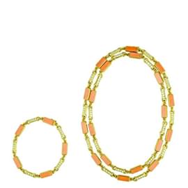 Van Cleef & Arpels-VAN CLEEF & ARPELS vintage yellow gold,diamonds & orange coral 3 set necklace & bracelet-Coral