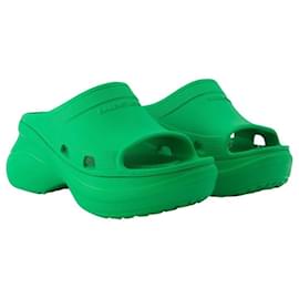 Balenciaga-Crocs Pool 3033 Gras Green Flat Shoes-Green