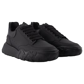Alexander Mcqueen-Larry  Sneaker in Black Leather-Black