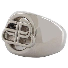 Balenciaga Anillo de sello Bb de latón plateado Plata Metálico
