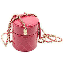 Chanel-Chanel Quilted Vanity Case with Chain in Pink Patent Leather-Pink