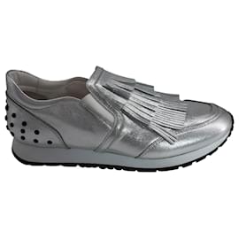 Tod's-Tod's Fringe Slip-on Sneakers in Silver Leather-Silvery,Metallic