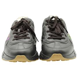 Gucci-Gucci Rhyton Logo Print Sneakers in Black Leather-Black