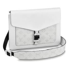 Louis Vuitton-LV Outdoor flap messenger new-White