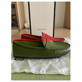 Gucci-New leather moccasin with bee-Red