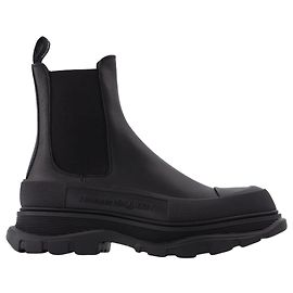 Alexander Mcqueen Tread Slick Boots  in Black Leather Black