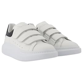 Alexander Mcqueen-Oversized Sneaker Scratch in White Leather-White