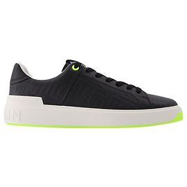 Balmain Monogramma B Court-Calf in rilievo in pelle nera e bianca Nero