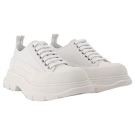 Alexander Mcqueen-Tread Slick Sneakers in White and Silver Leather-Multiple colors