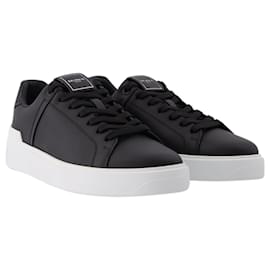 Balmain-B Court-Calfskin in Black and White Leather-Black