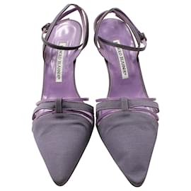 Manolo Blahnik-Manolo Blahnik Kitten Heel Pointed Toe Pumps in Violet Cotton -Purple