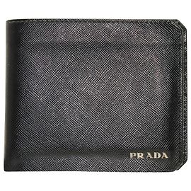Prada Saffiano Bifold Wallet in Black Leather Black