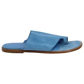 Vince Edris Flat Sandals in Light Blue Suede Blue Light blue