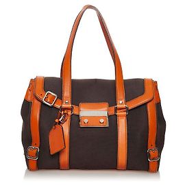 Prada Bolsa de ombro de nylon e couro com trava de som Marrom