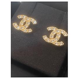 Chanel-Brinco Chanel Bijuterias-Dourado