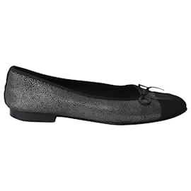Chanel-Chanel Ballet Flats in Black Leather-Black