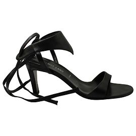 Helmut Lang Sandálias Helmut Lan com tiras de amarração no calcanhar em couro preto Preto