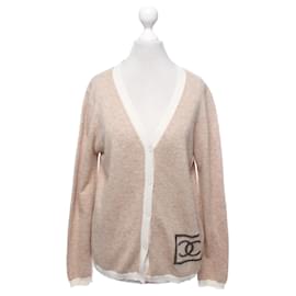 Chanel-Strickwaren-Beige