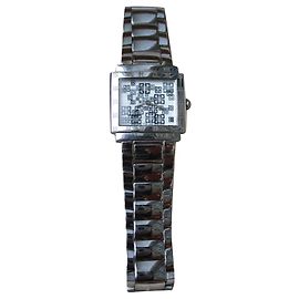 Reloj Givenchy New Apsaras de acero plata Hardware de plata