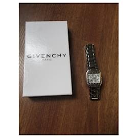 Givenchy-Neue Apsaras-Uhr.-Silber Hardware