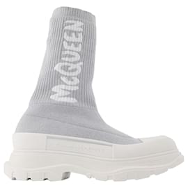 Alexander Mcqueen-Tread Slick Sneakers in Silver and White Fabric-Multiple colors