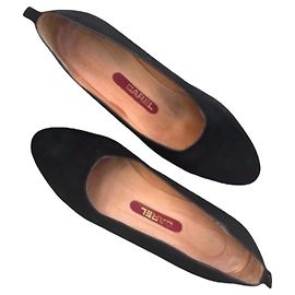 Carel Ballerinas 41 Schwarze Wildlederebenen Schwarz