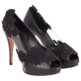 Dolce & Gabbana-Zapatos de tacón peep toe con bordado floral en cuero negro de Dolce & Gabbana-Negro