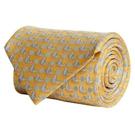 Salvatore Ferragamo-Salvatore Ferragamo Walrus-Print Silk Necktie-Yellow