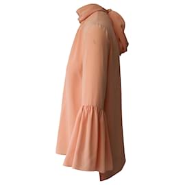 Fendi-Fendi Pussy Bow Back Buttoned Blouse in Peach Silk-Peach
