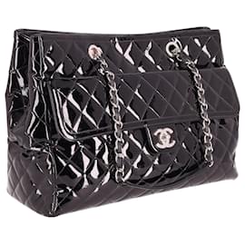 Chanel-Chanel Front Pocket Tote Bag in Black Patent Leather -Black