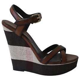 Burberry Whelan 125 Wedge Sandals in Brown Leather Brown