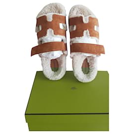 Hermès-HERMES CYPRUS FOURRE-Hazelnut,Caramel,Flesh